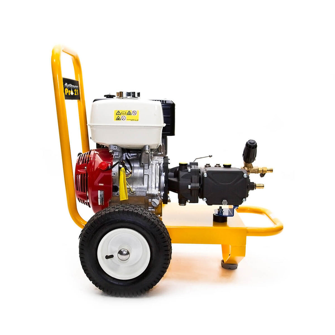 Right side view of yellow and black pressure washer by brand Skyvac, model SlipStream Pro 21.