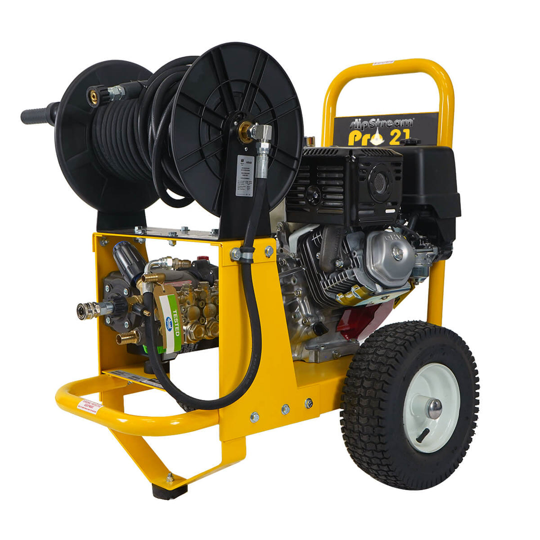 Left side view of yellow and black pressure washer with hose by brand SkyVacm model SlipStream, and engine Honda.
