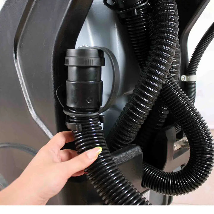 Hose to grey carpet cleaner machine by brand Star, model Combi Compact.