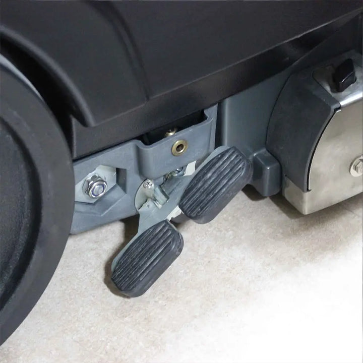 Ledge screw to grey carpet cleaner machine by brand Star, model Combi Compact.